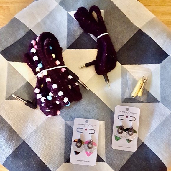 Electric Guitar Cable, Stereo Adapter, Audio Cable & Guitar Pick Earrings - Picture 2 of 9